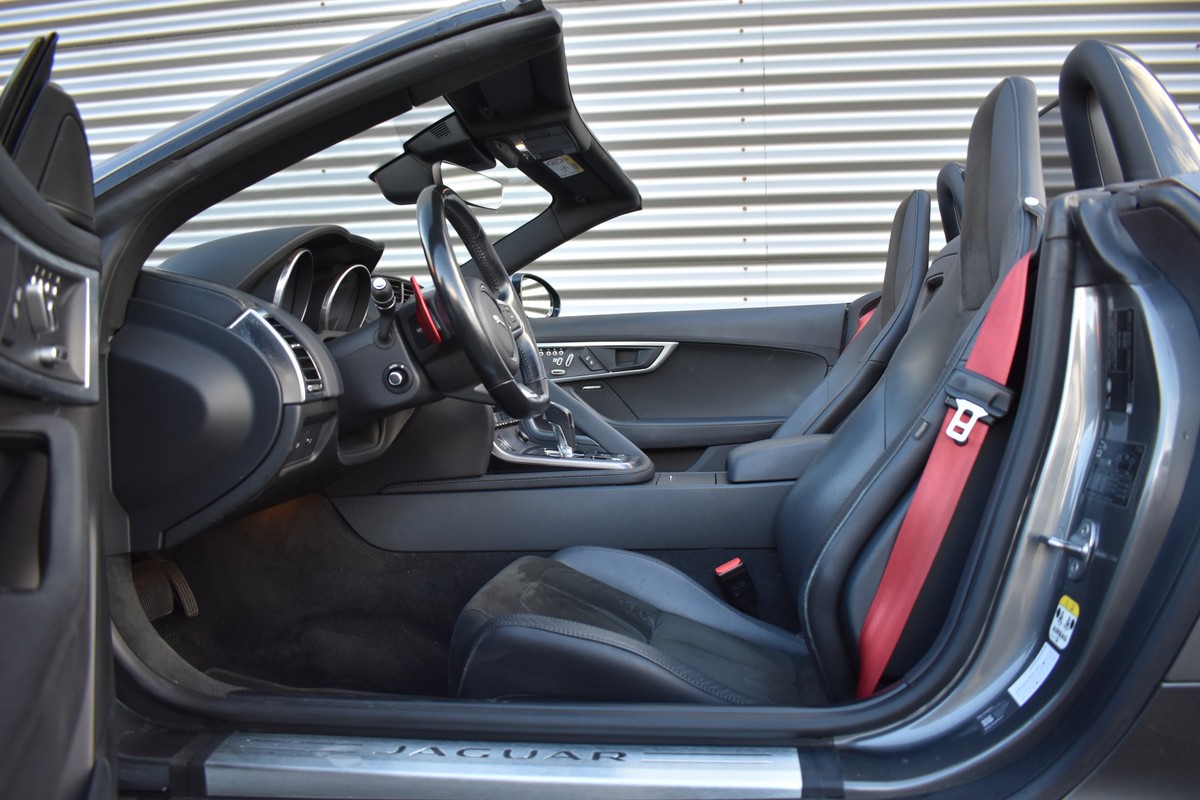 Jaguar F-TYPE