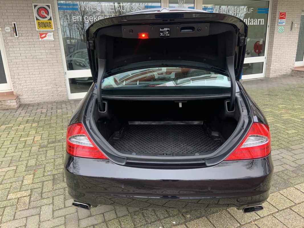 Mercedes-Benz CLS