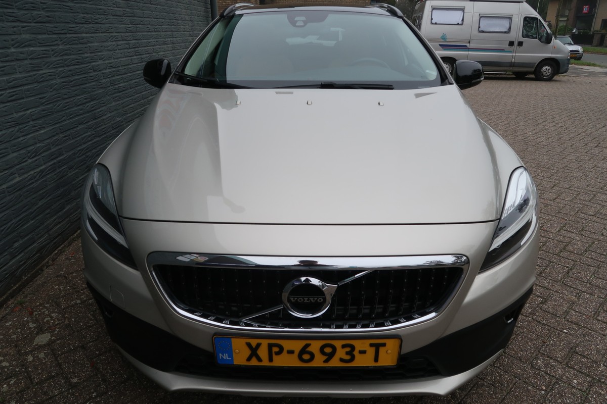 Volvo V40