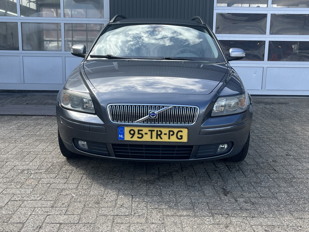 Volvo V50