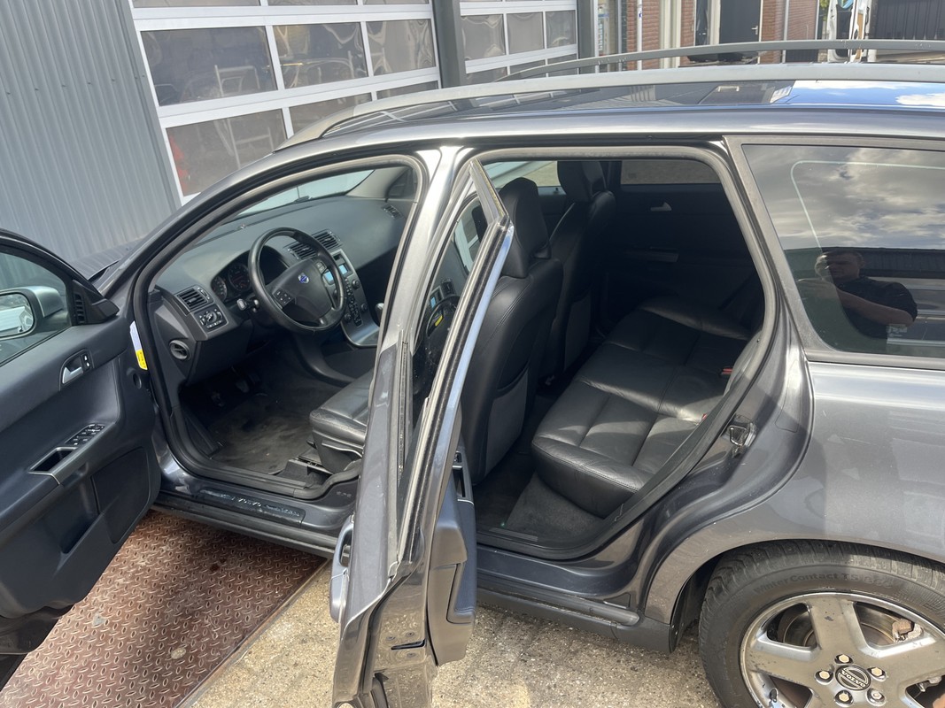 Volvo V50