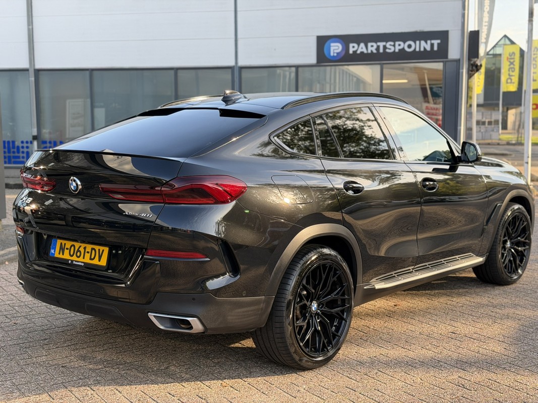 BMW X6