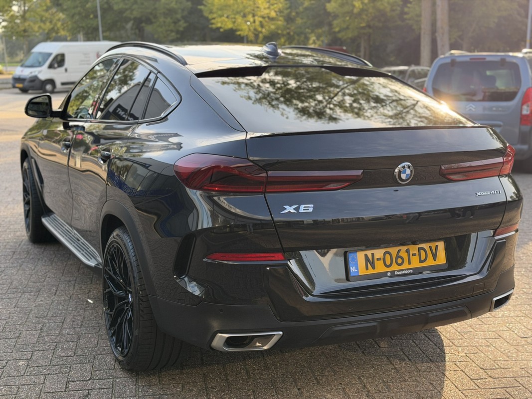 BMW X6
