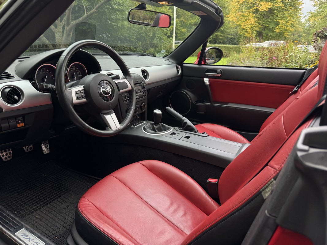Mazda MX-5