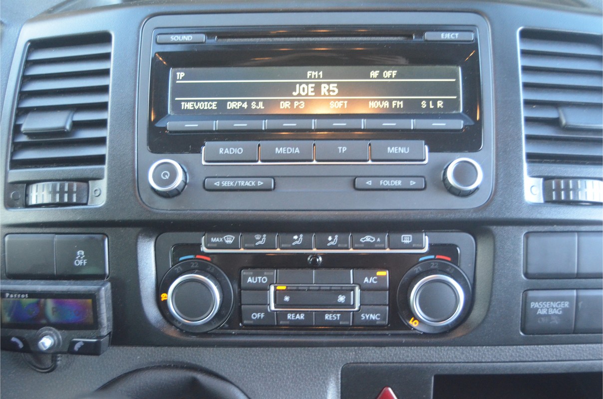 Volkswagen Caravelle