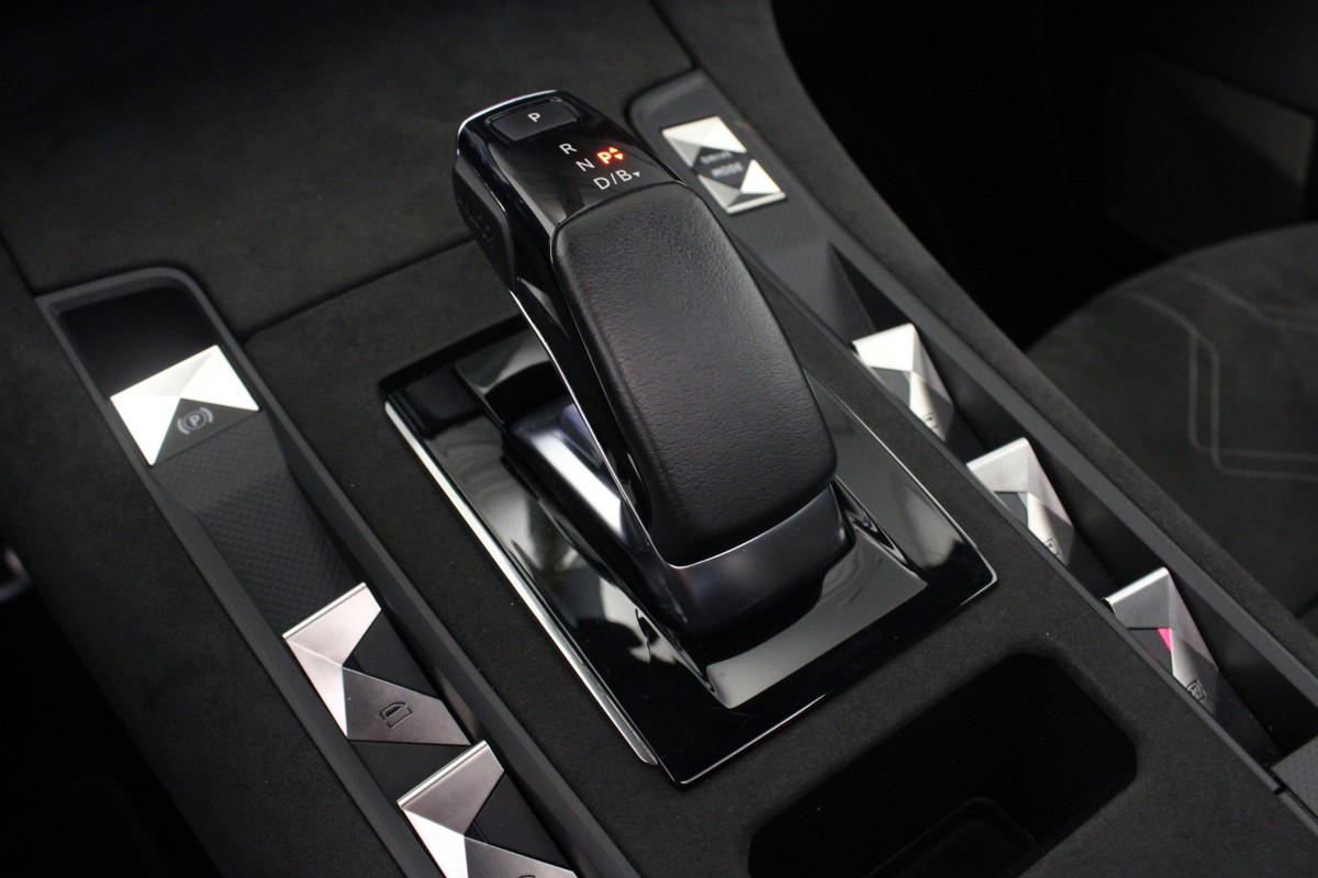 DS DS 7