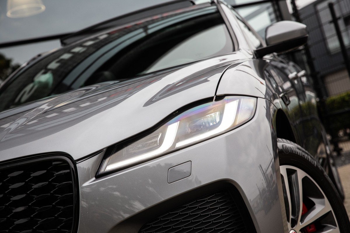 Jaguar F-PACE