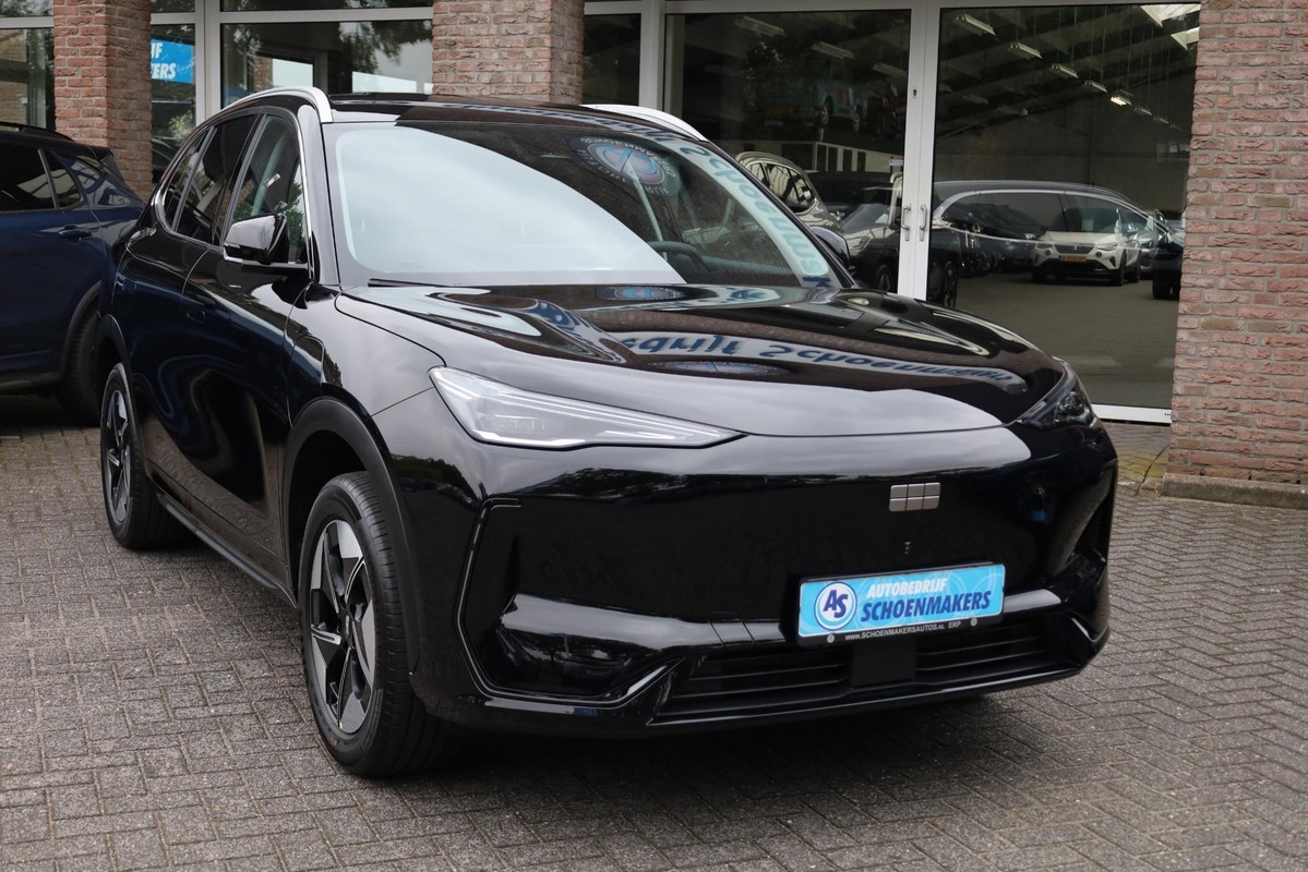 Geely E5