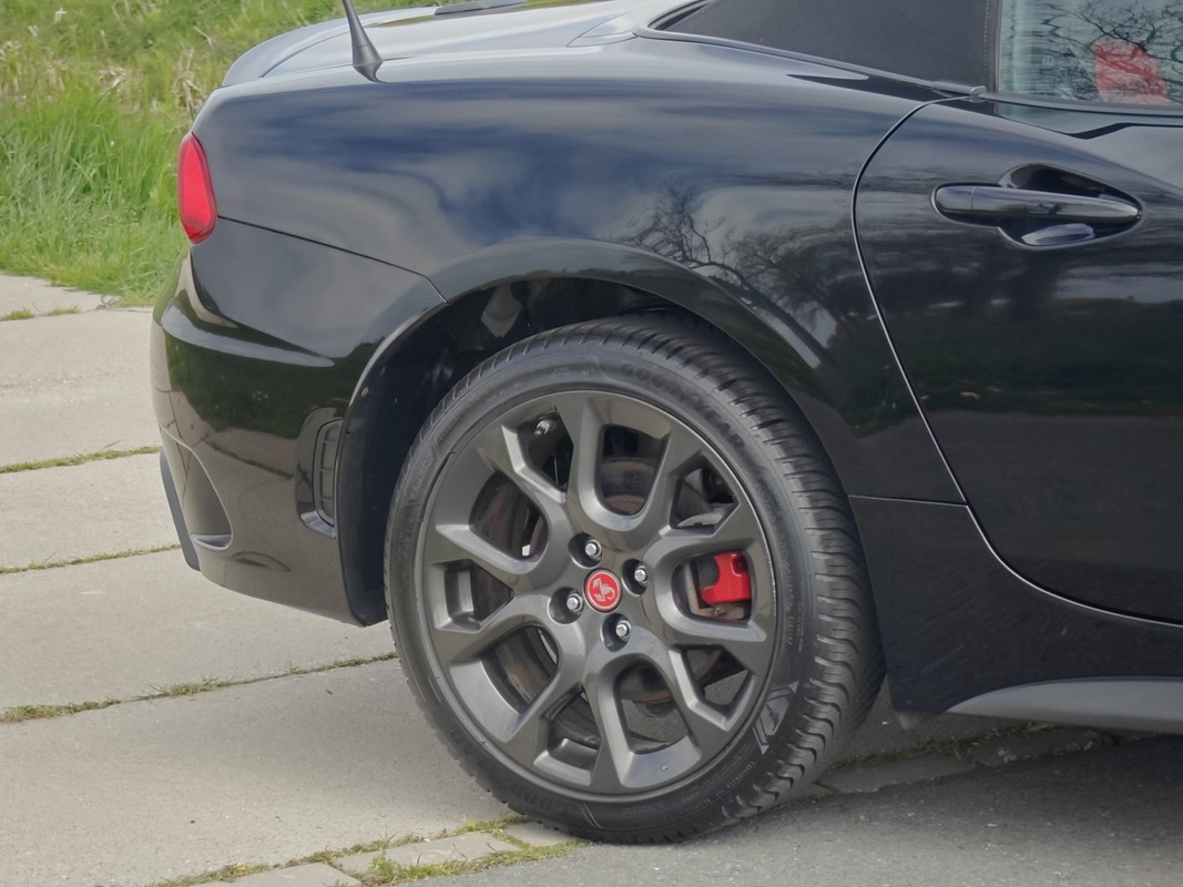 Abarth 124 Spider