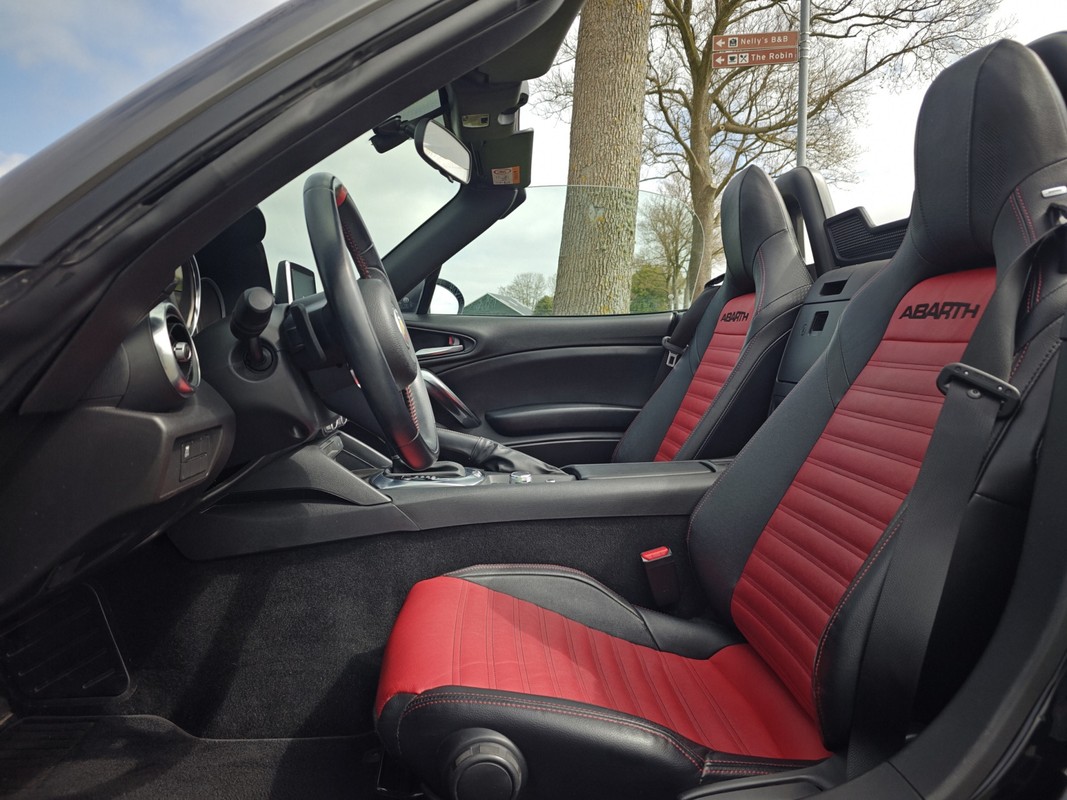 Abarth 124 Spider