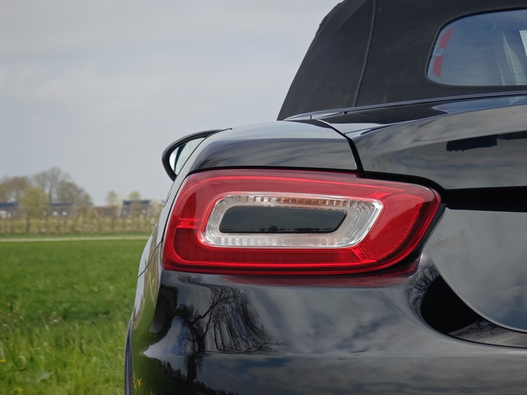Abarth 124 Spider