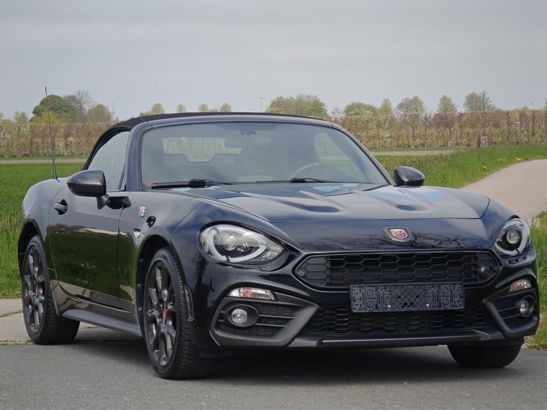 Abarth 124 Spider
