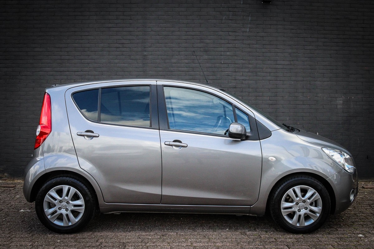 Opel Agila