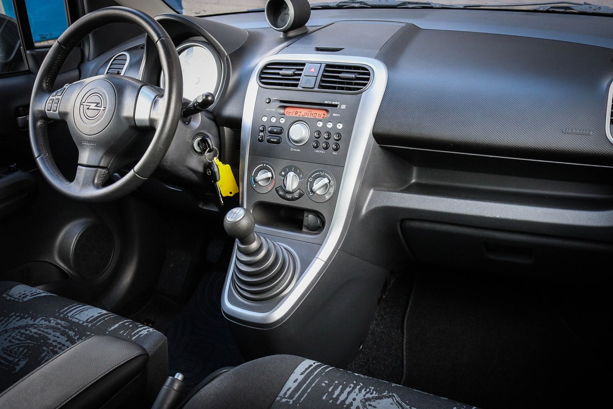 Opel Agila
