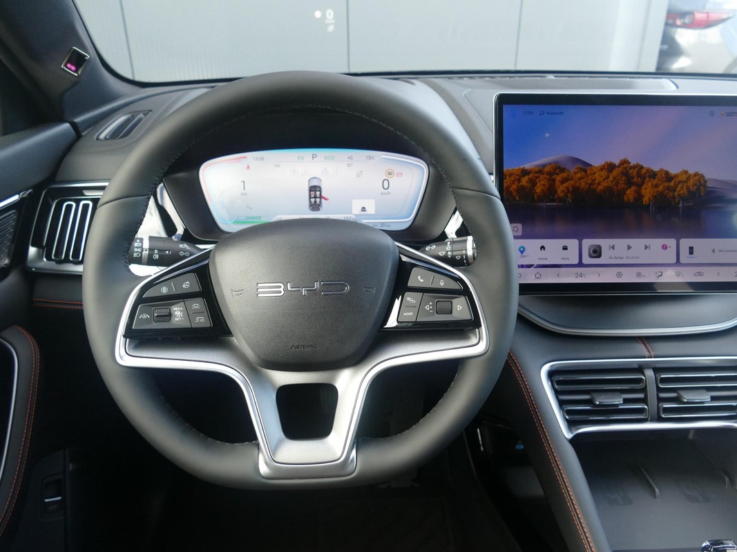BYD SEAL U