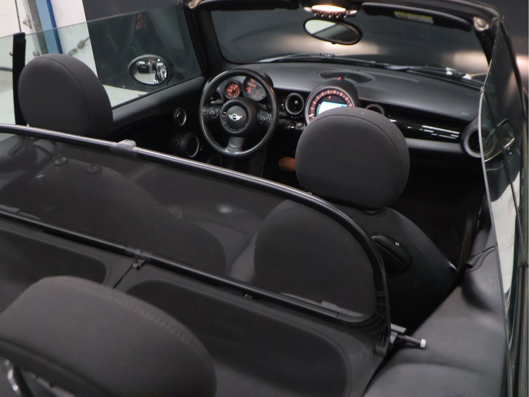MINI Cooper Cabrio