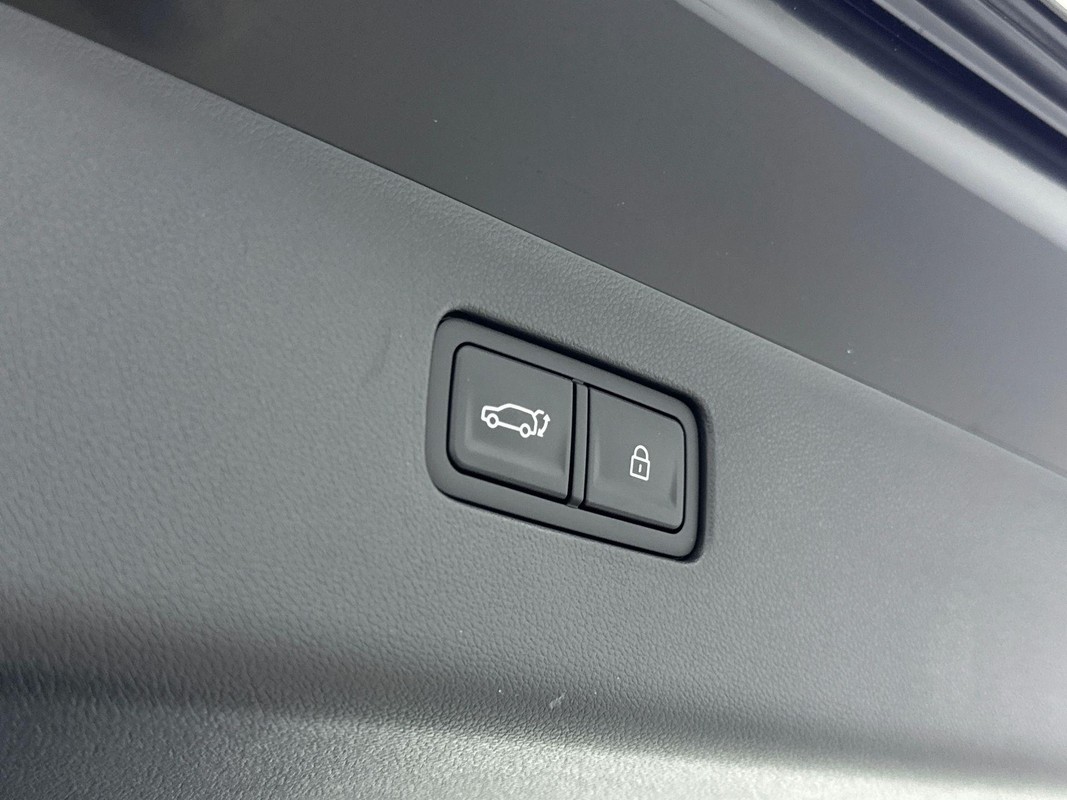 Hyundai IONIQ 9