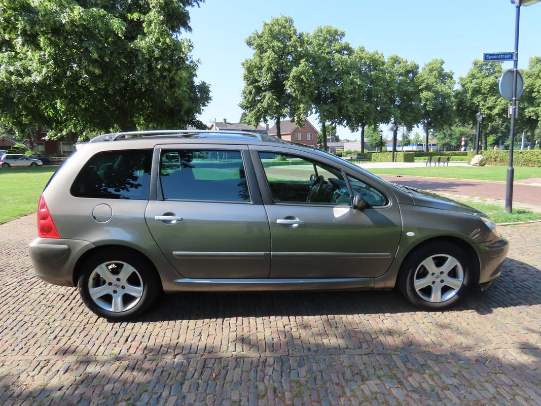 Peugeot 307