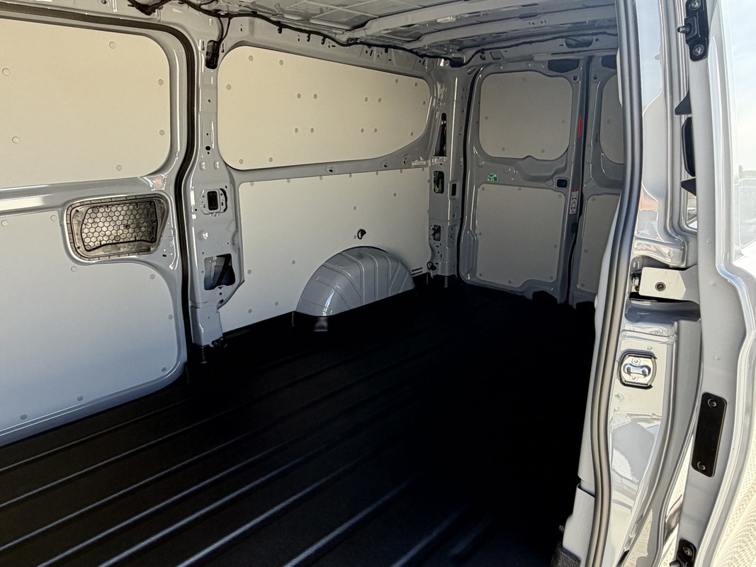 Ford E-Transit Custom