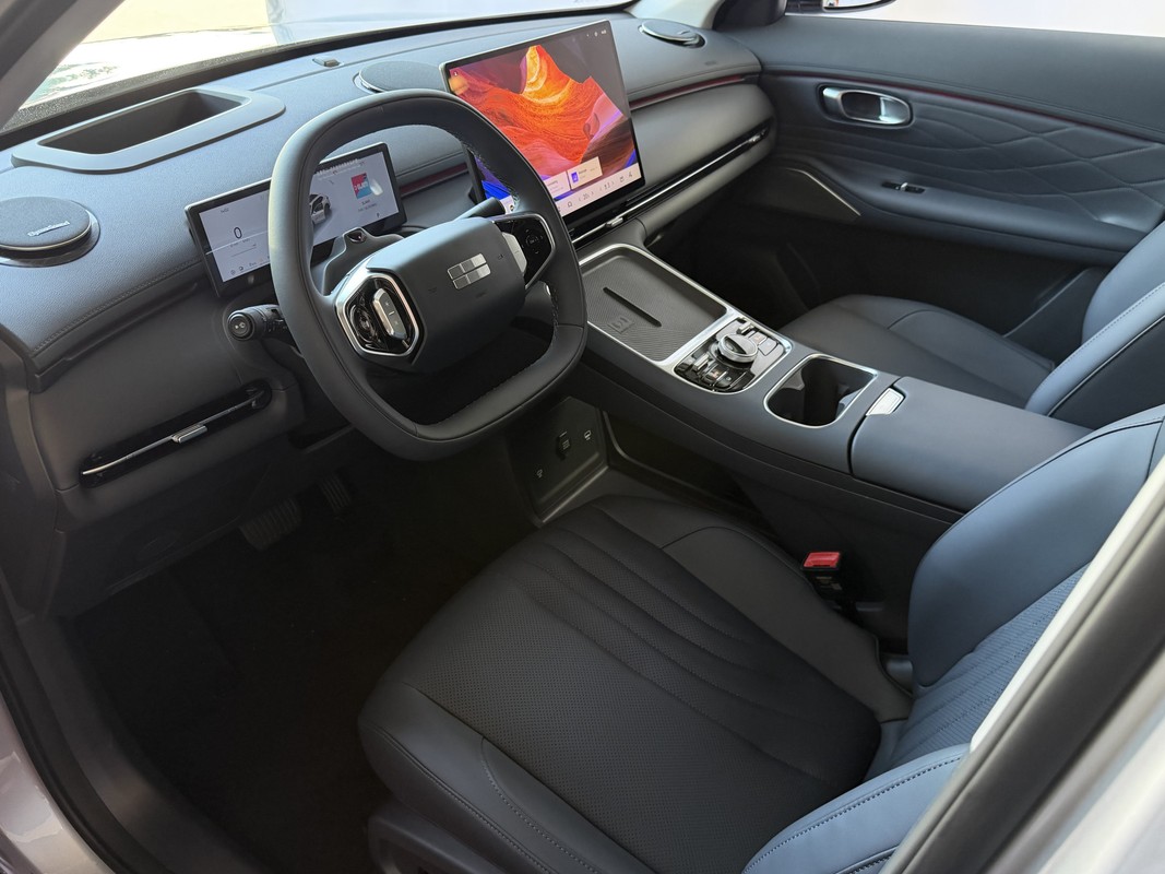 Geely Starray EM-i