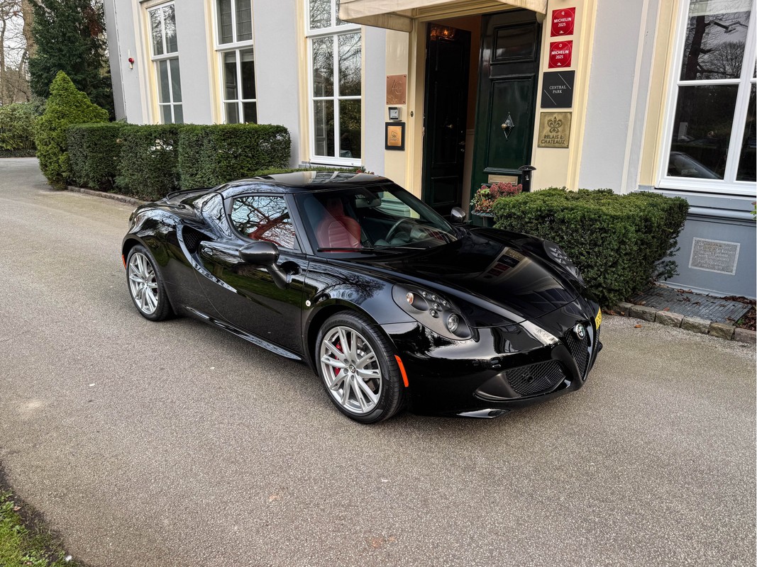 Alfa Romeo 4C