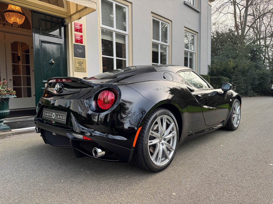 Alfa Romeo 4C