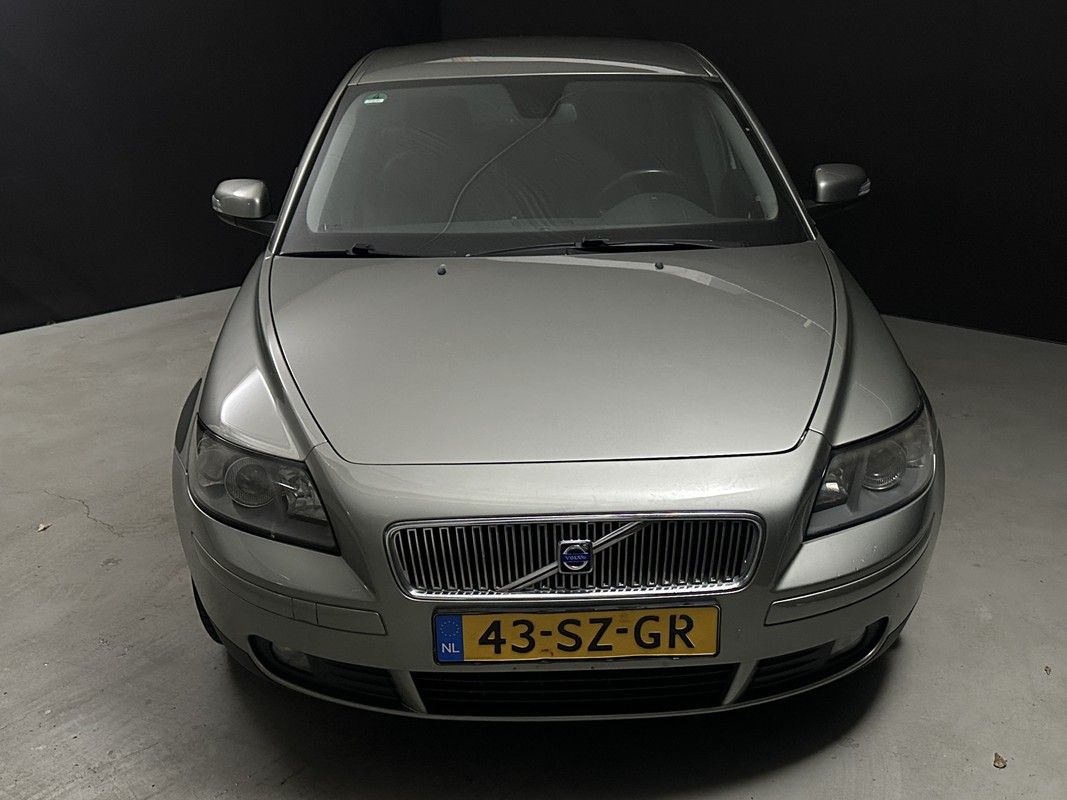 Volvo V50