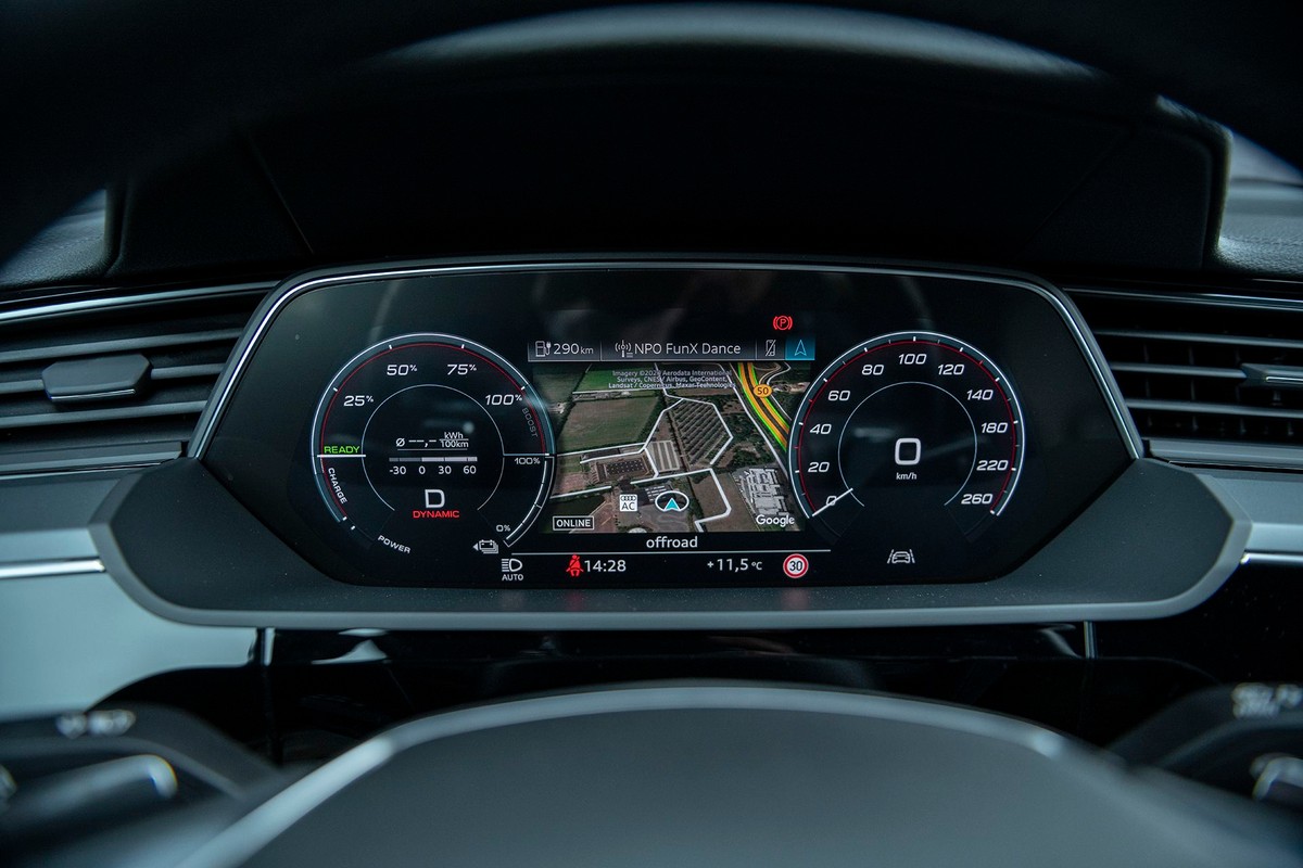 Audi e-tron