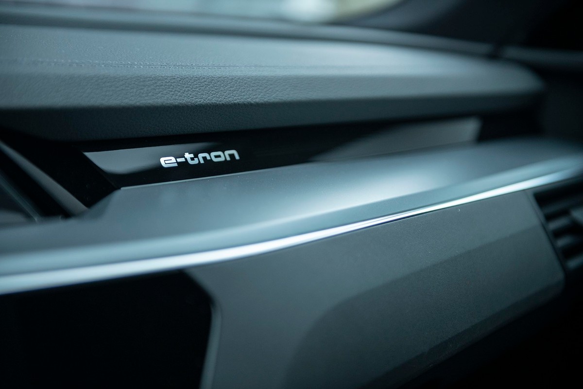 Audi e-tron
