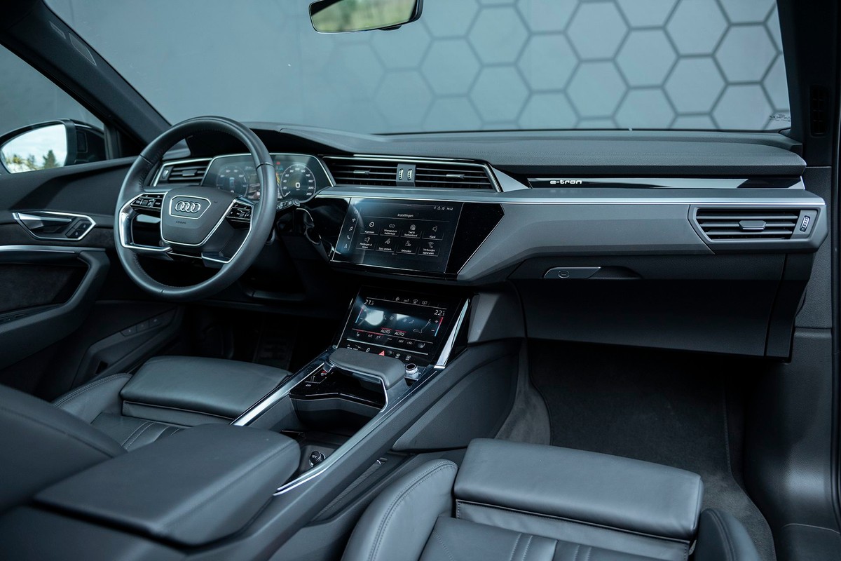 Audi e-tron