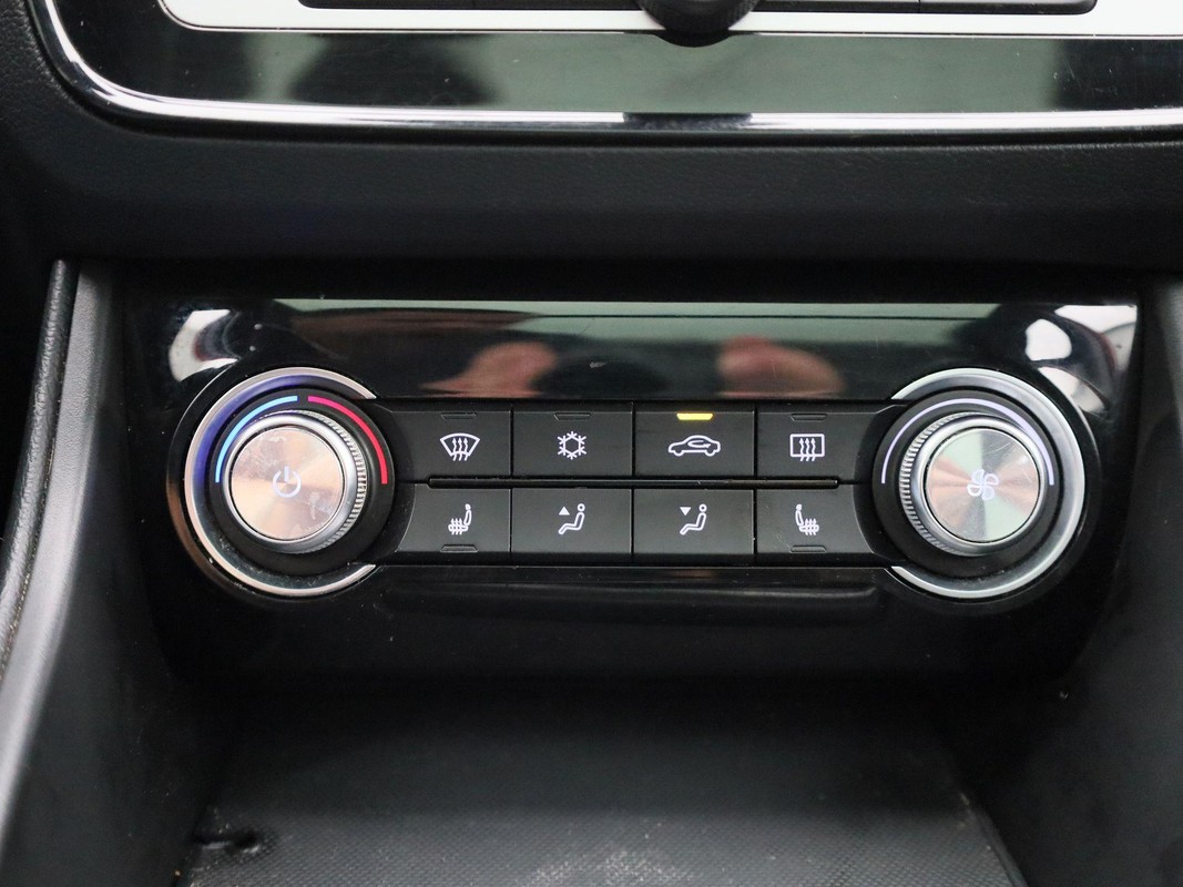 MG ZS EV
