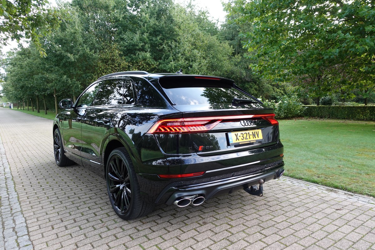 Audi SQ8