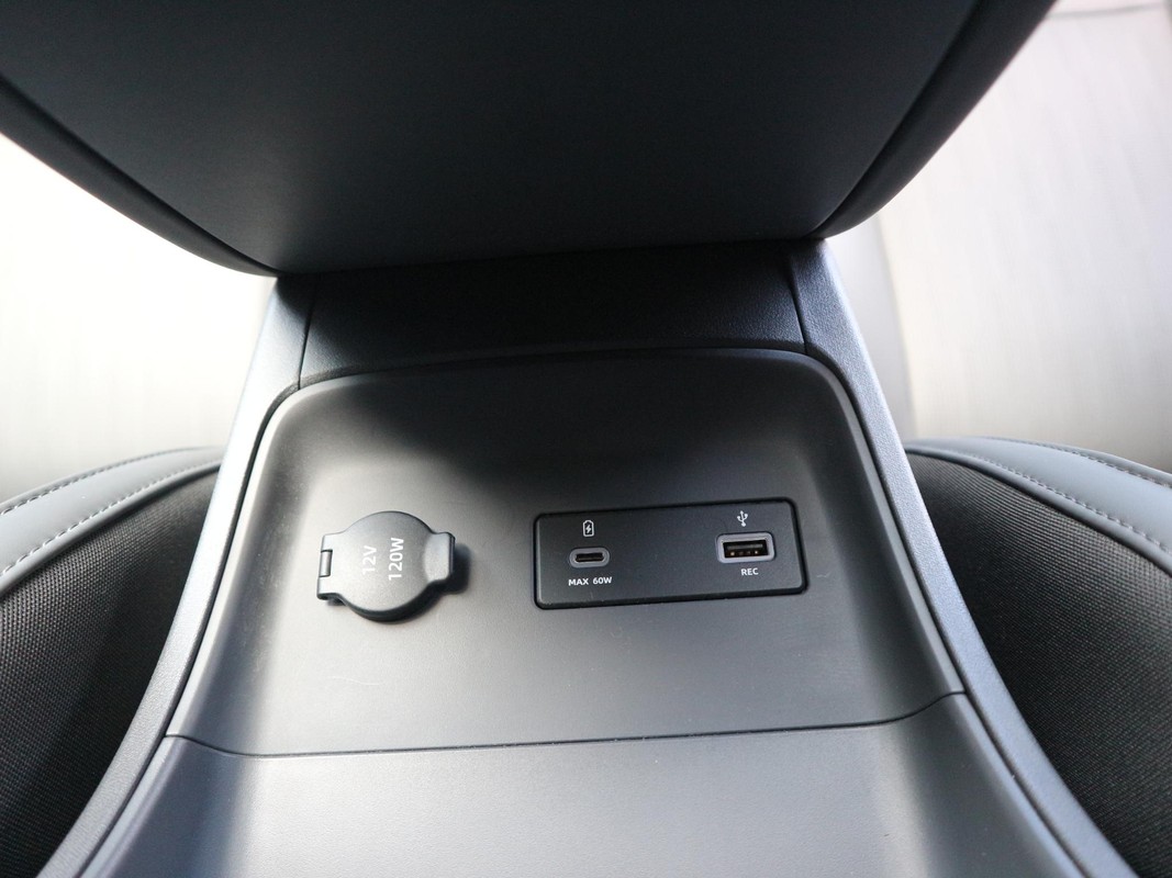 Leapmotor B10