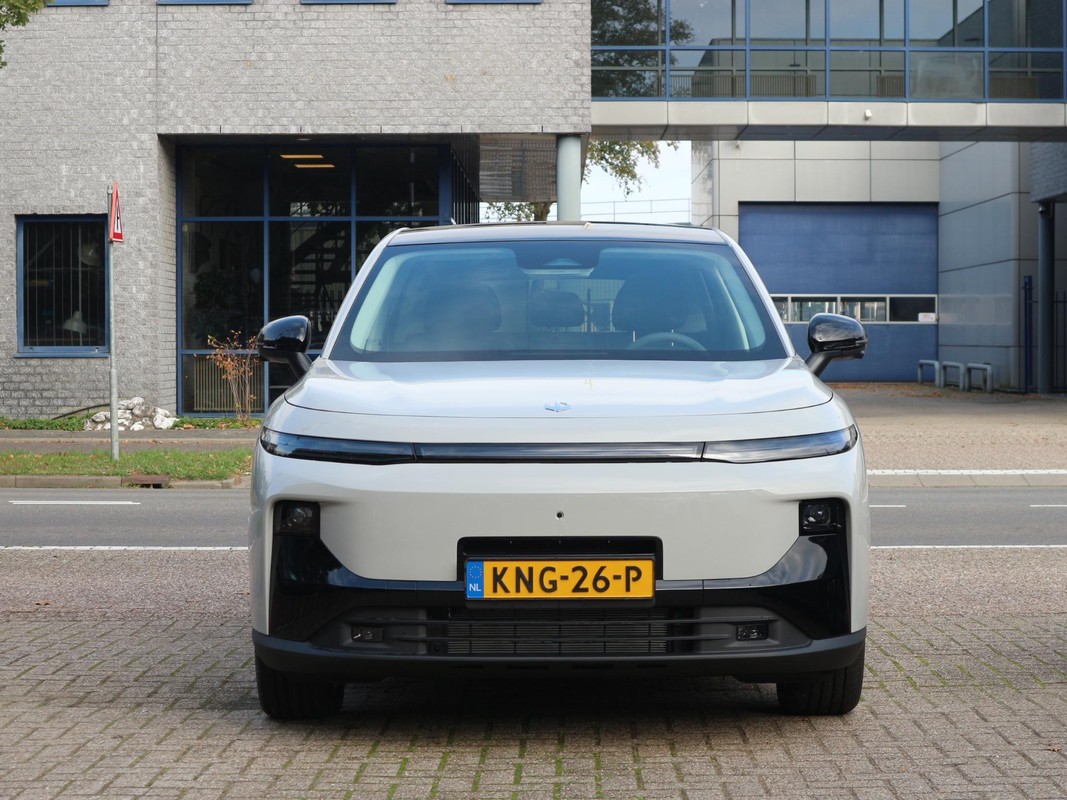Leapmotor B10