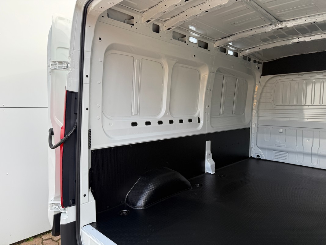 Maxus eDeliver9