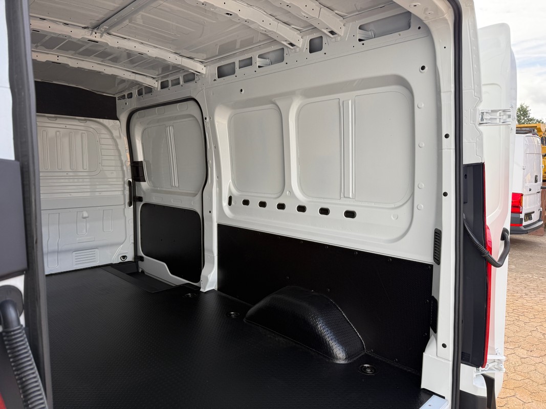 Maxus eDeliver9