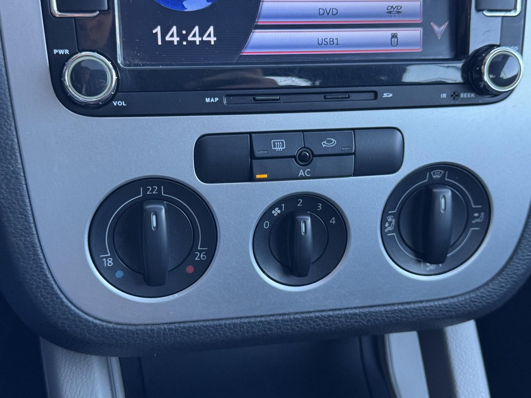 Volkswagen Eos