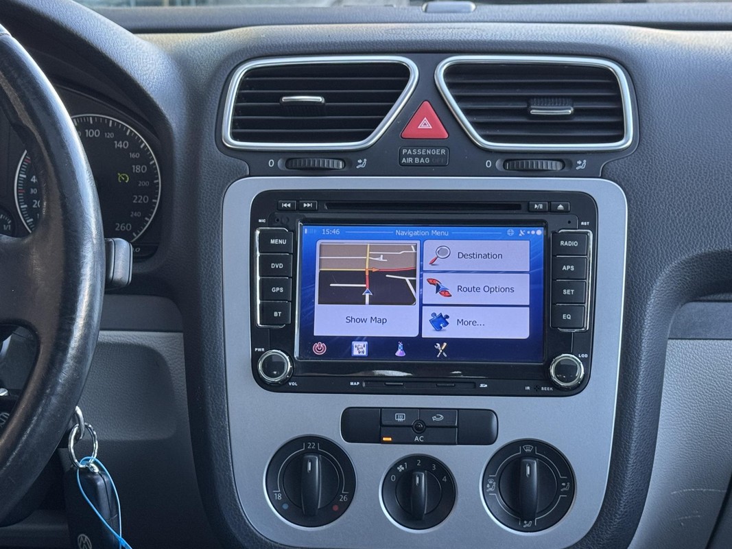 Volkswagen Eos