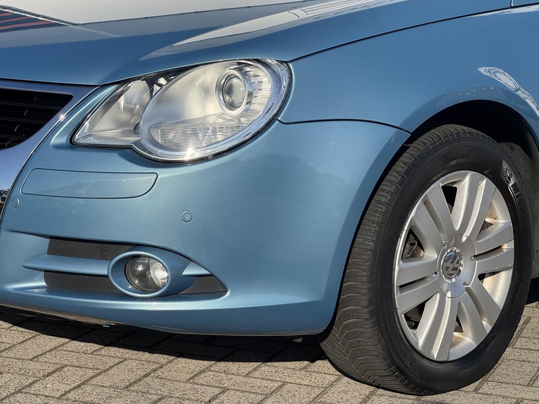 Volkswagen Eos