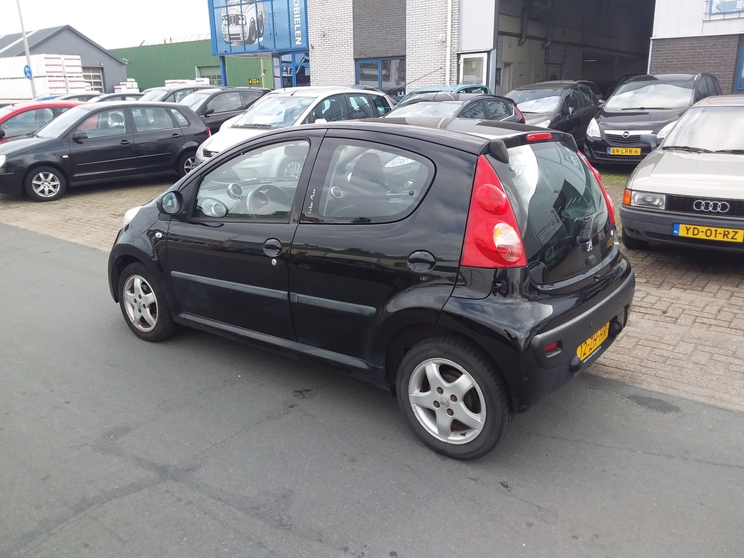 Peugeot 107