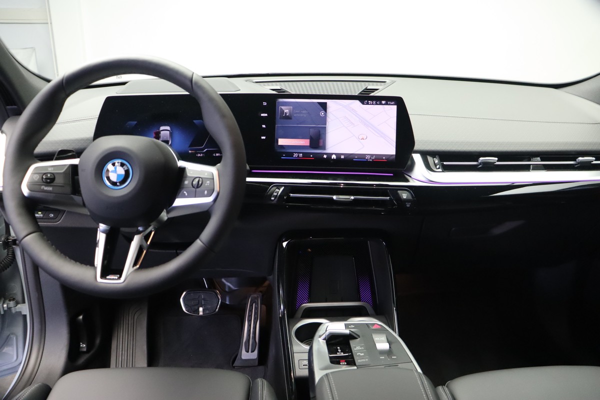 BMW iX2