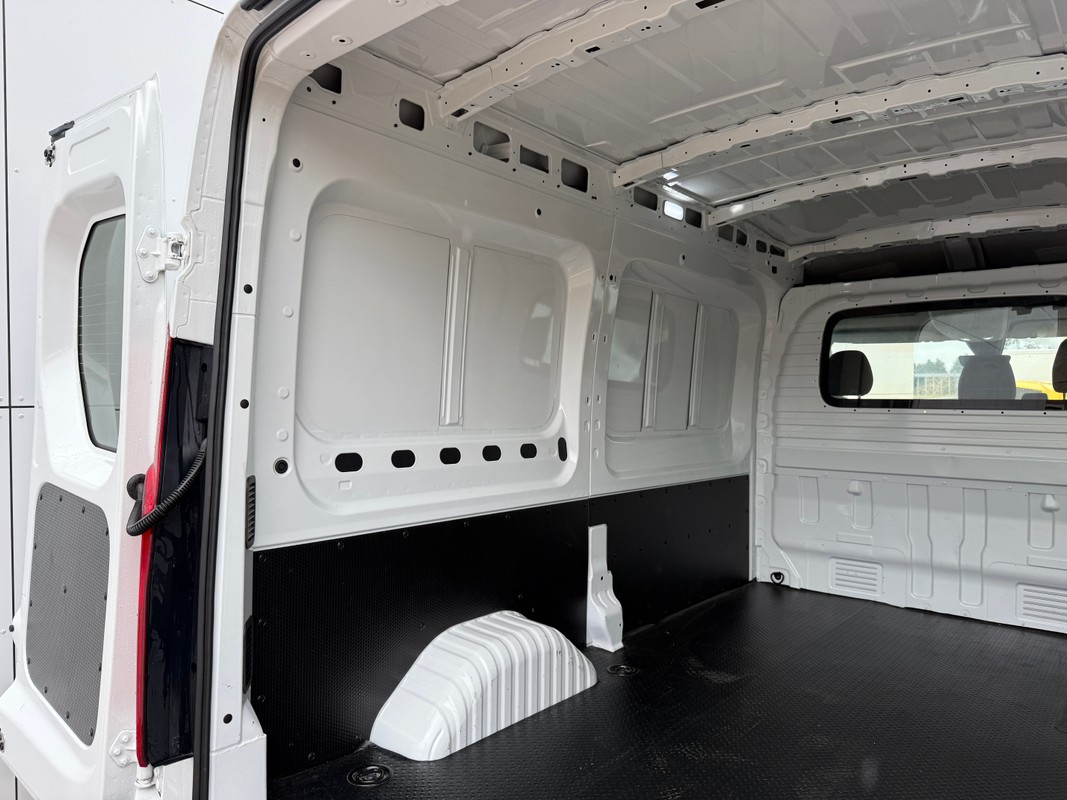 Maxus eDeliver9