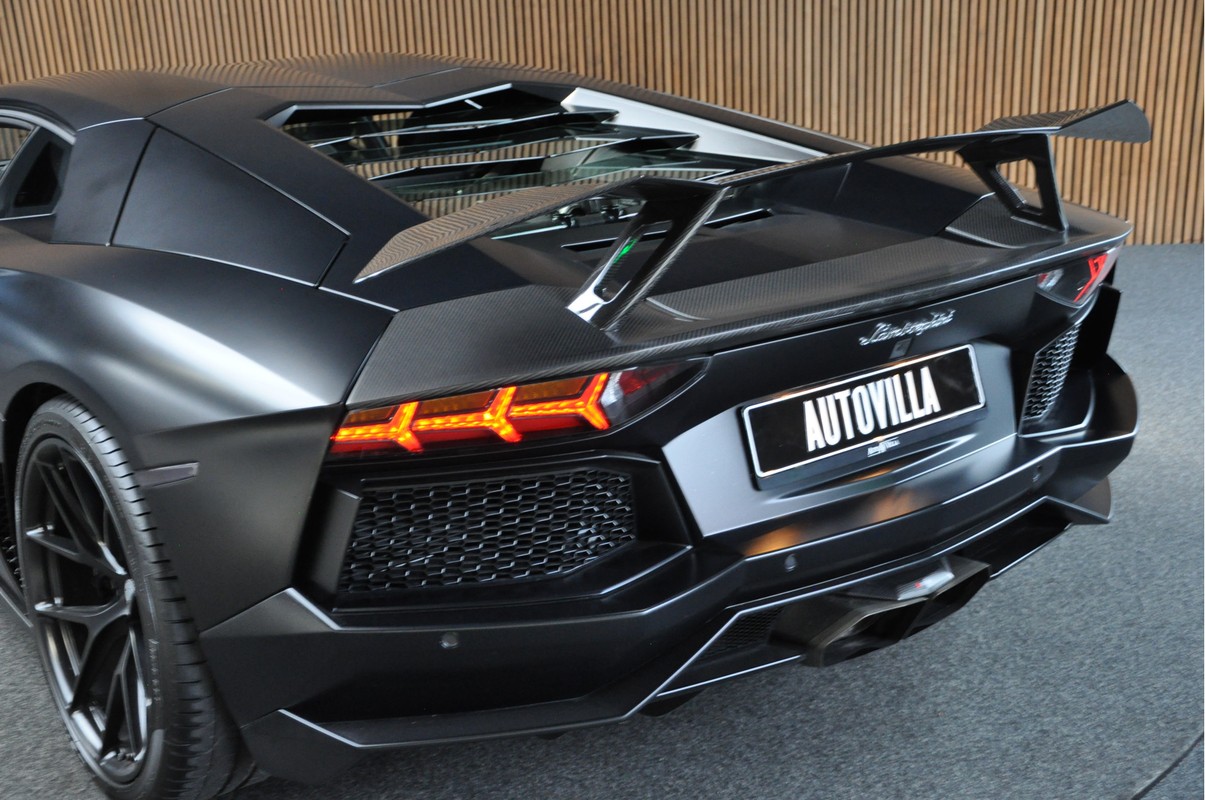 Lamborghini Aventador