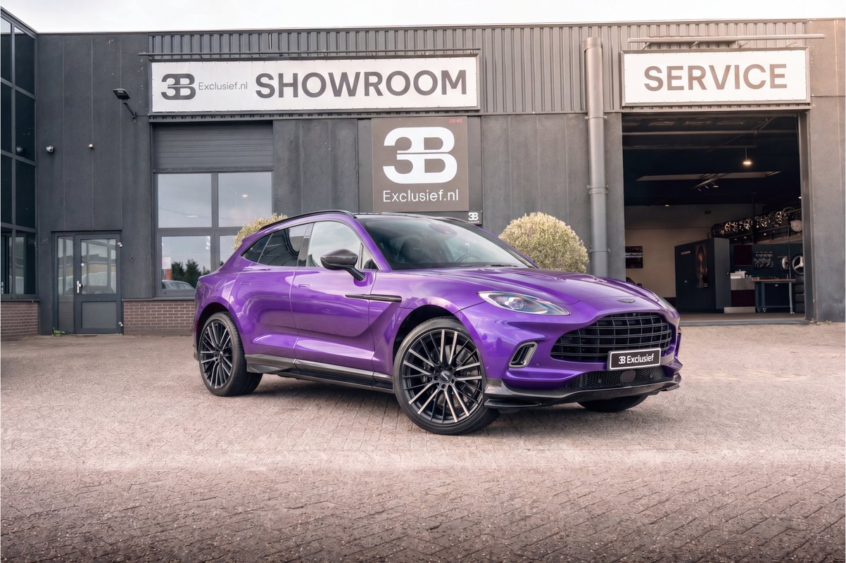 Aston Martin DBX