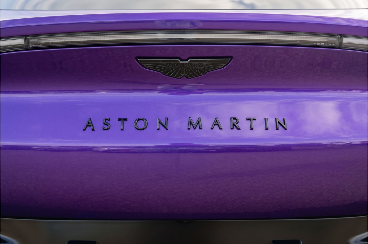 Aston Martin DBX