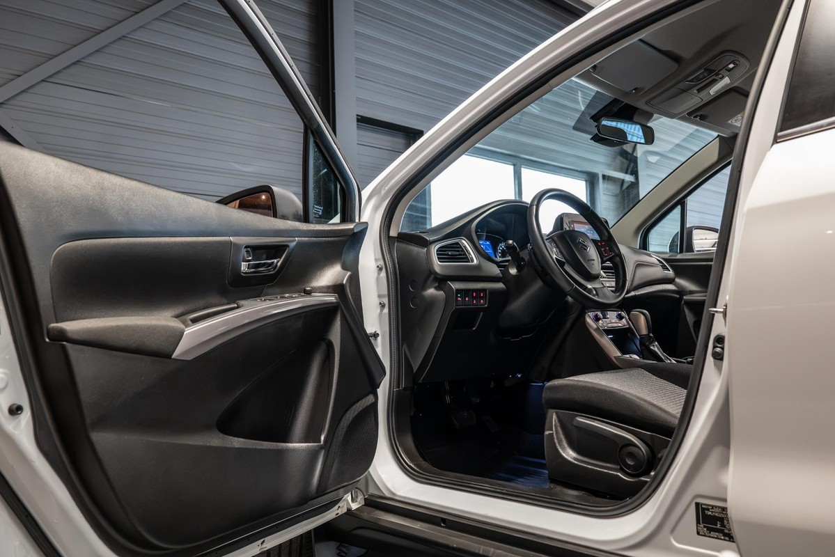 Suzuki S-Cross