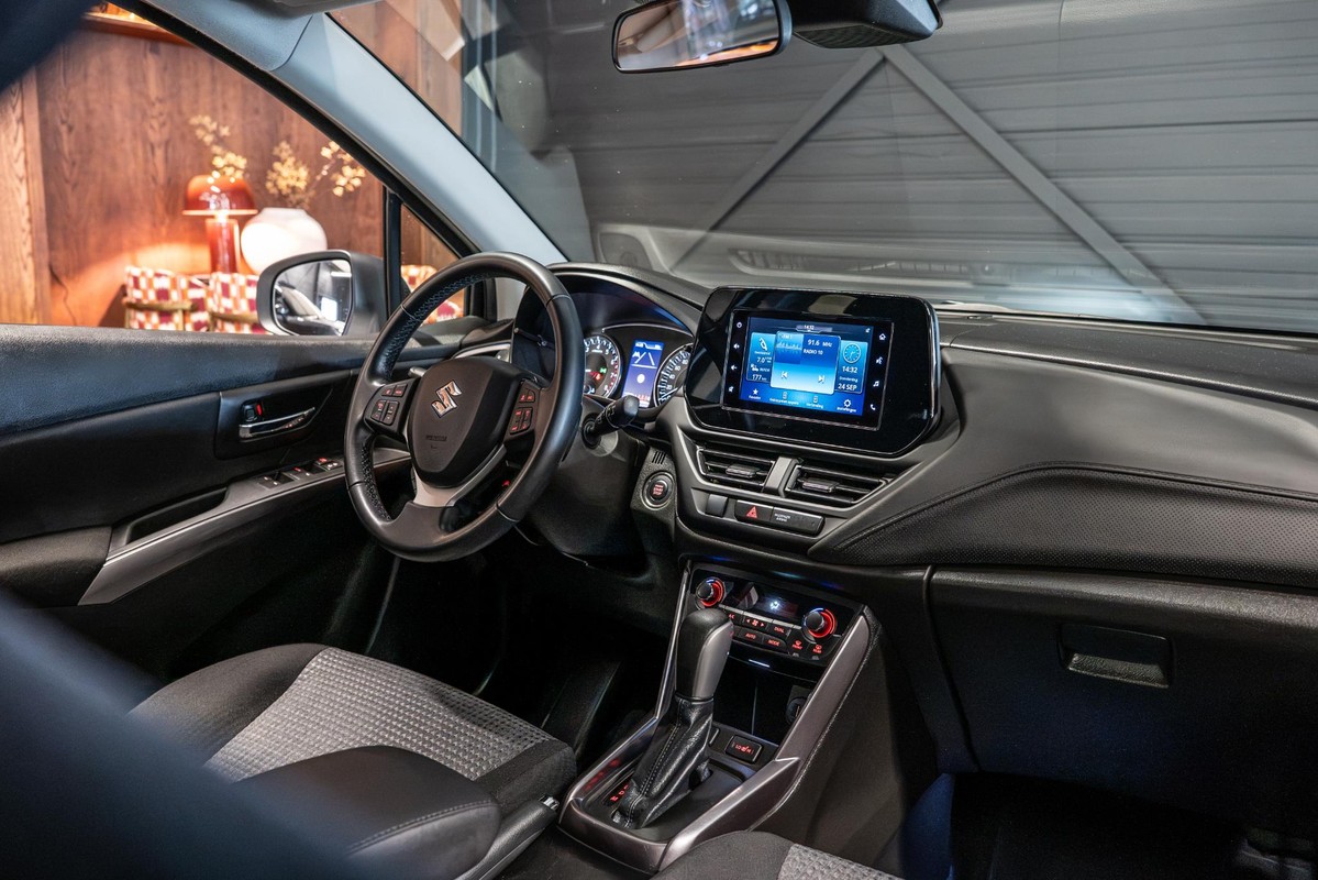 Suzuki S-Cross