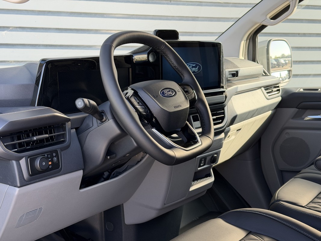 Ford E-Transit Custom