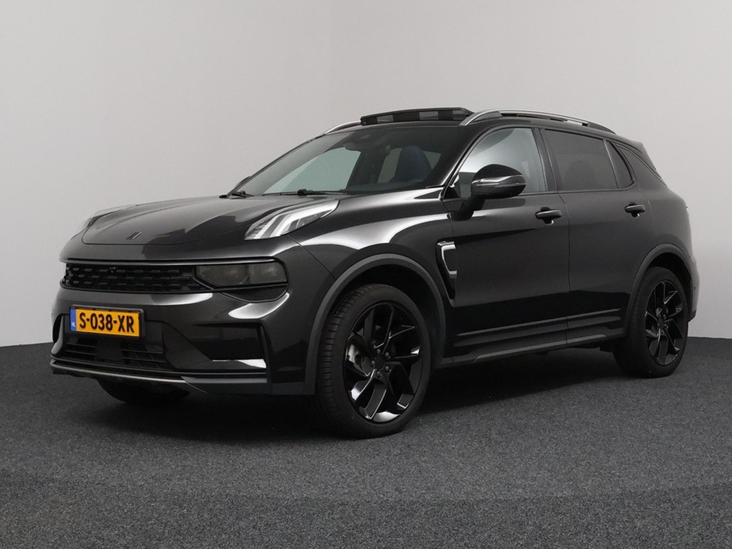 Lynk & Co 01