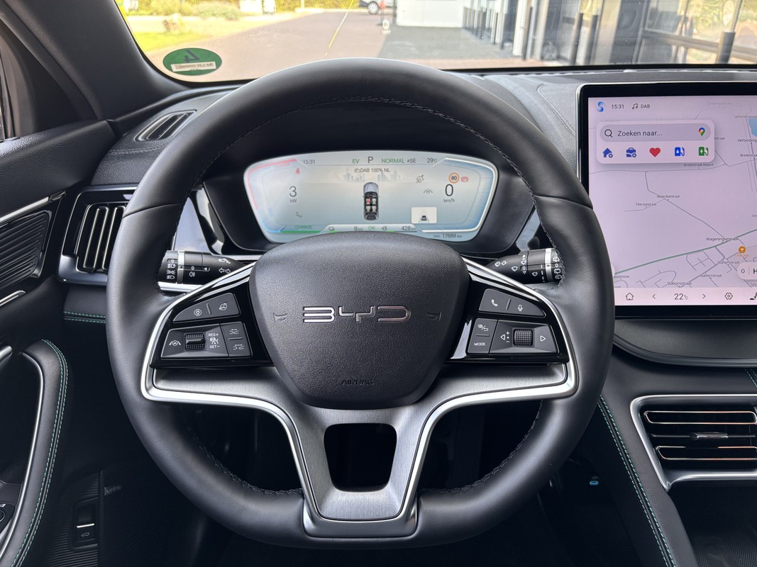 BYD SEAL U